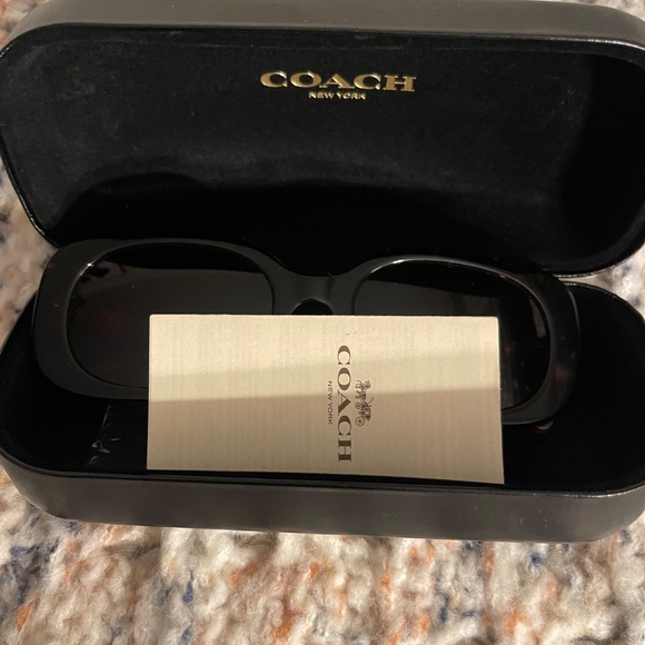 Women’s Coach Sunglasses - Picture 4 of 4